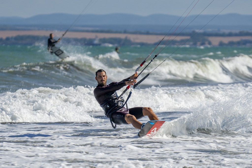 découvrez l'adrénaline des sports extrêmes : sensations fortes, aventures uniques et défis hors du commun pour les passionnés de sensations intenses.