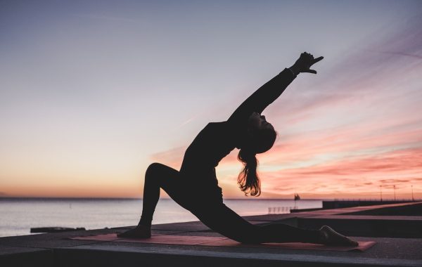 découvrez un entraînement fullbody efficace pour tonifier et renforcer tout votre corps en une seule séance.