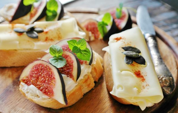 découvrez le temps de digestion du fromage et comment il influence votre bien-être digestif.