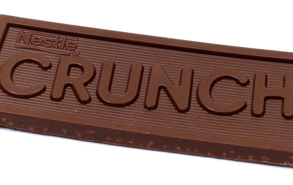 exercez vos abdominaux en profondeur avec les weighted crunch, un exercice efficace pour renforcer et sculpter votre ceinture abdominale grâce à une résistance supplémentaire.