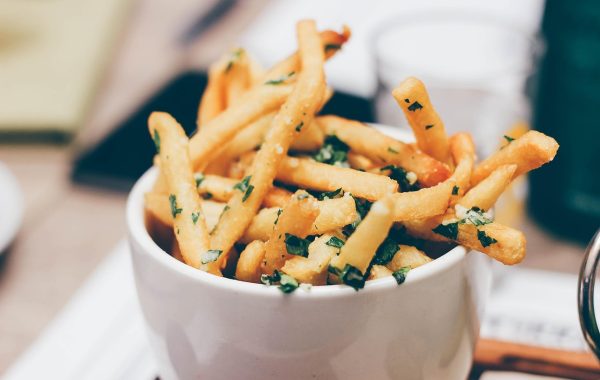 découvrez les aliments aphrodisiaques qui stimulent le désir et améliorent la sensualité. explorez notre guide complet pour éveiller vos sens naturellement.