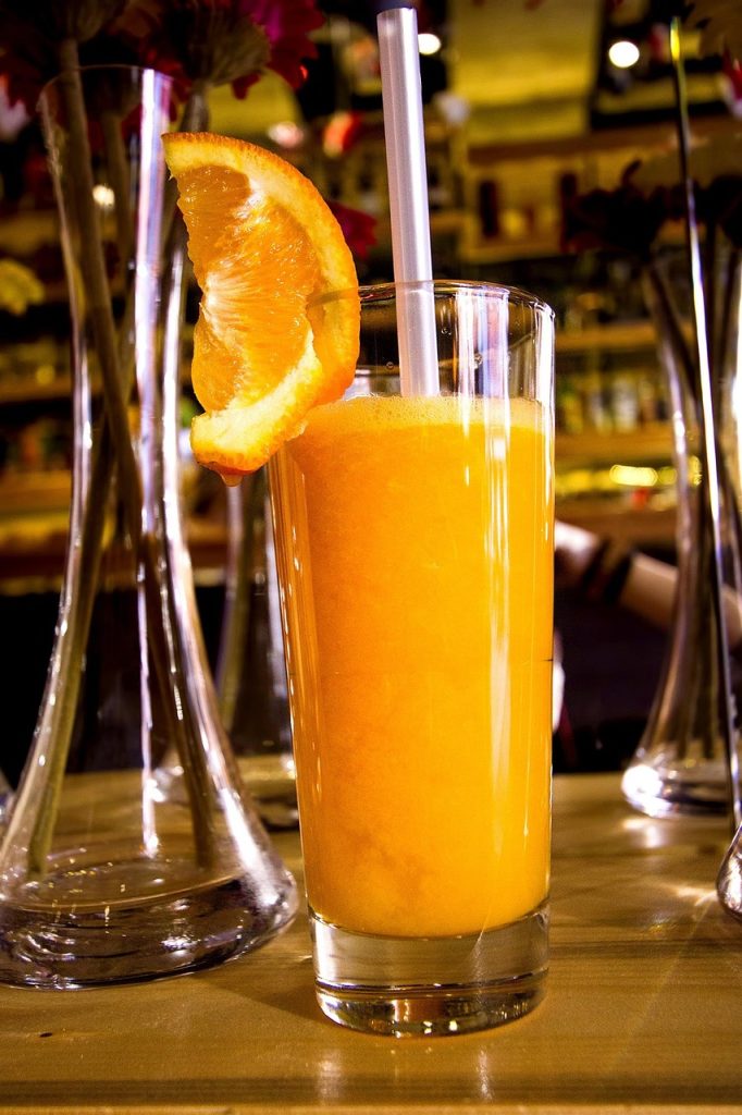 recette facile et rafraîchissante de limonade maison pour se désaltérer naturellement cet été.
